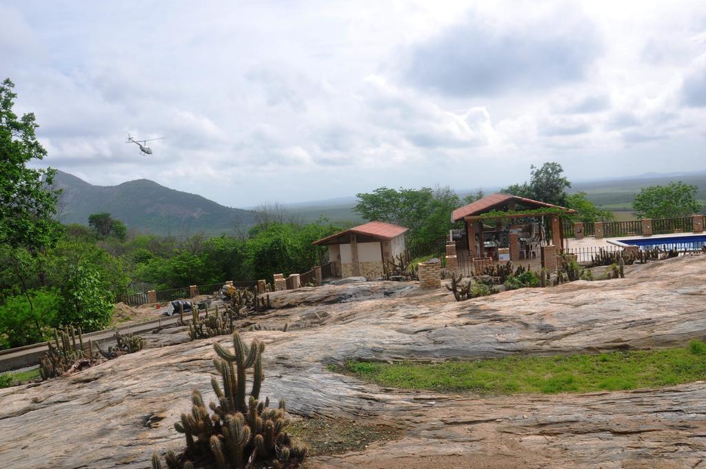 Fazenda Hotel Pedra Dos Ventos Quixadá 외부 사진